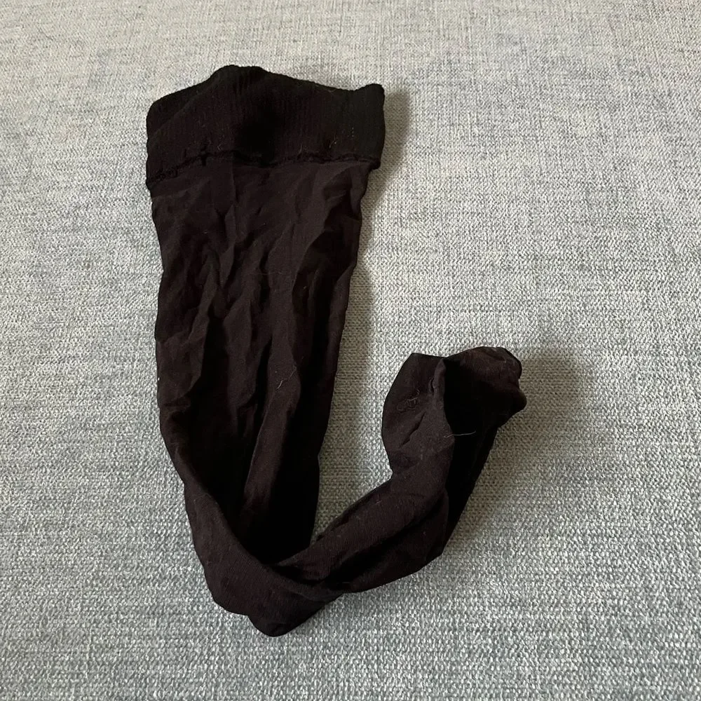 Single Knee High Nylon
